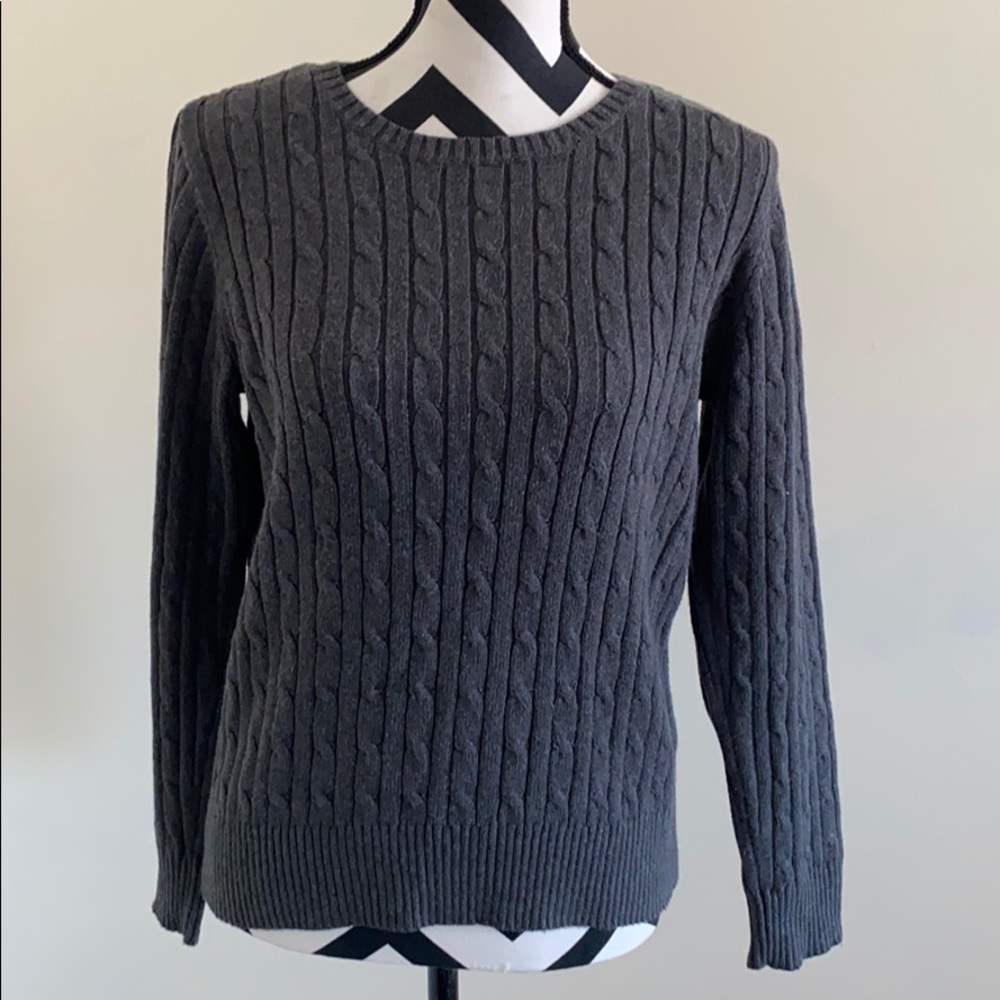 (1) Small St John's Bay Cableknit sweater